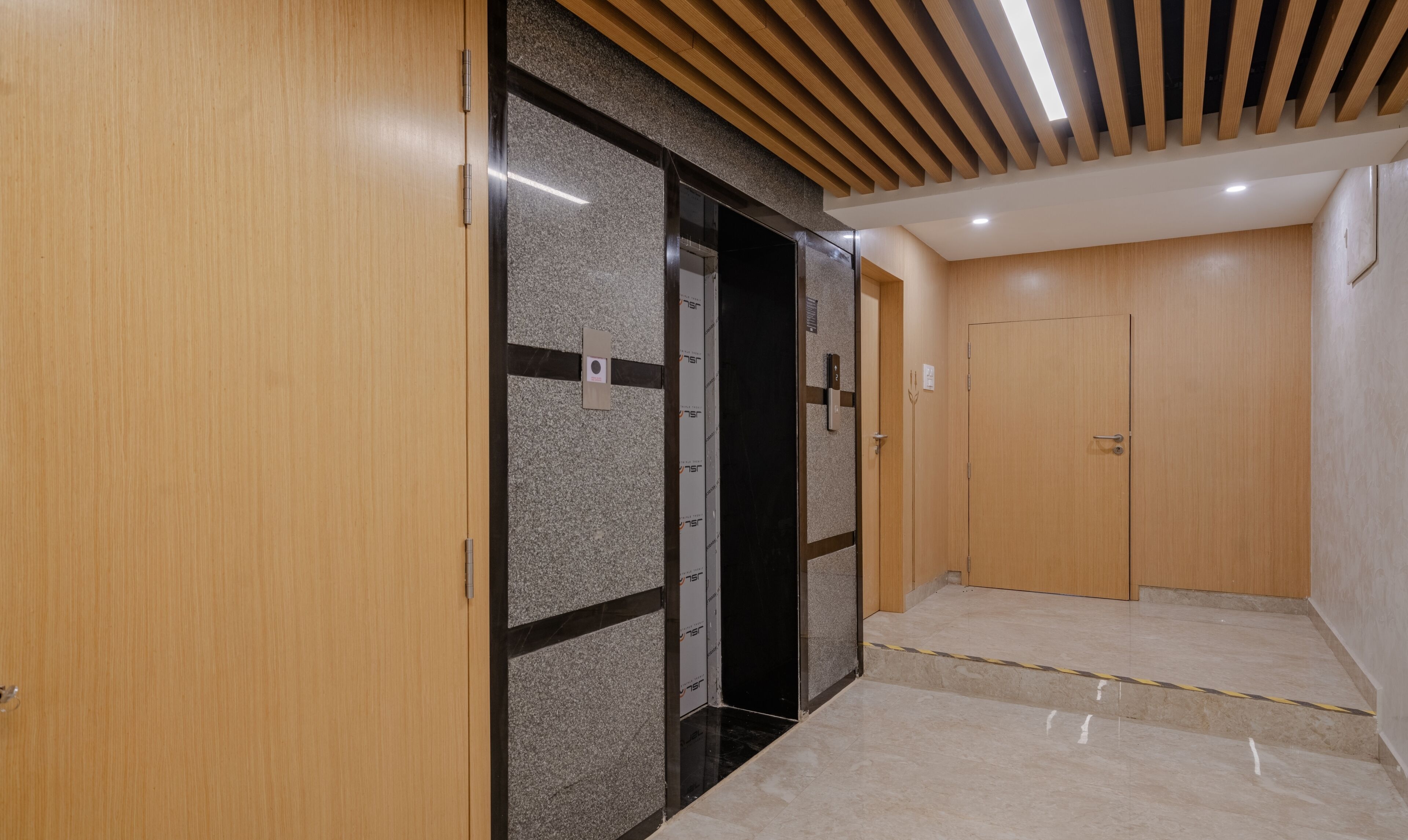 Foto - Treebo Premium D Consulate