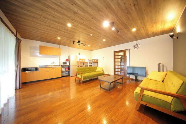 Living area - Time Traveler Izu Shuzenji (Izu)