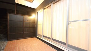 施設の正面