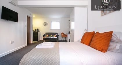 Leicester's Lyter living Serviced apartments Opposite Leicester Railway Station