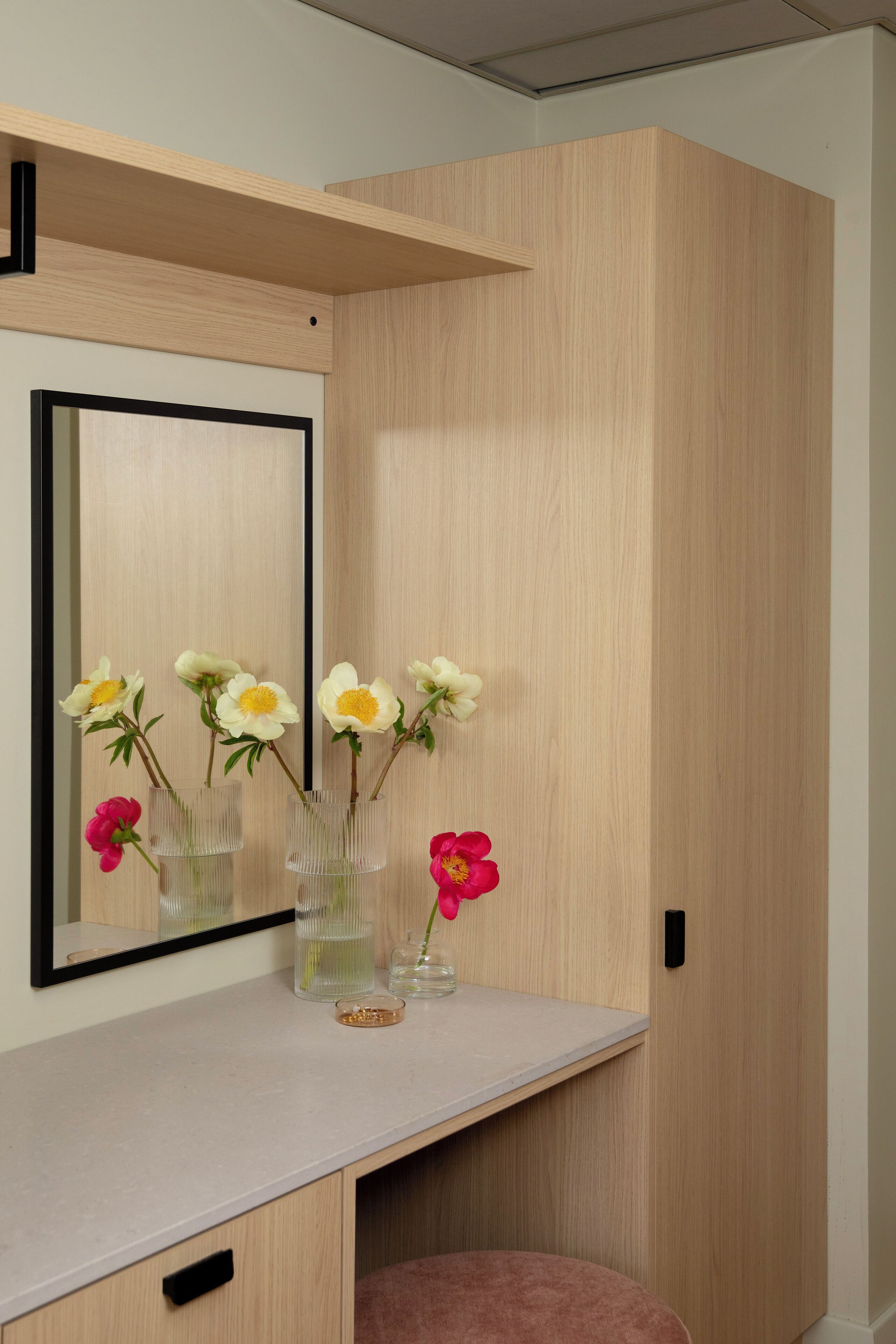 Roomy - 1 Bedroom | 熨斗/熨衣板、免费婴儿床、免费 WiFi、床单