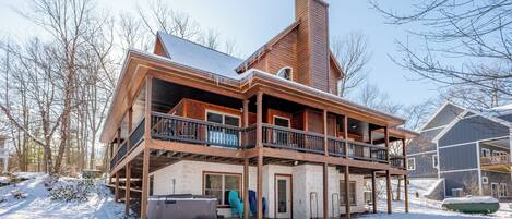 المنشأة من الخارج