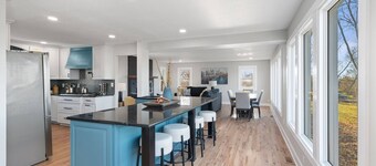 Renovated 4BR+ Independence Retreat on 1.3 Acres