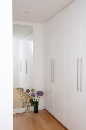 Grand Apartment | Wardrobe - Bob W London Tower Hill  - Residences (London)