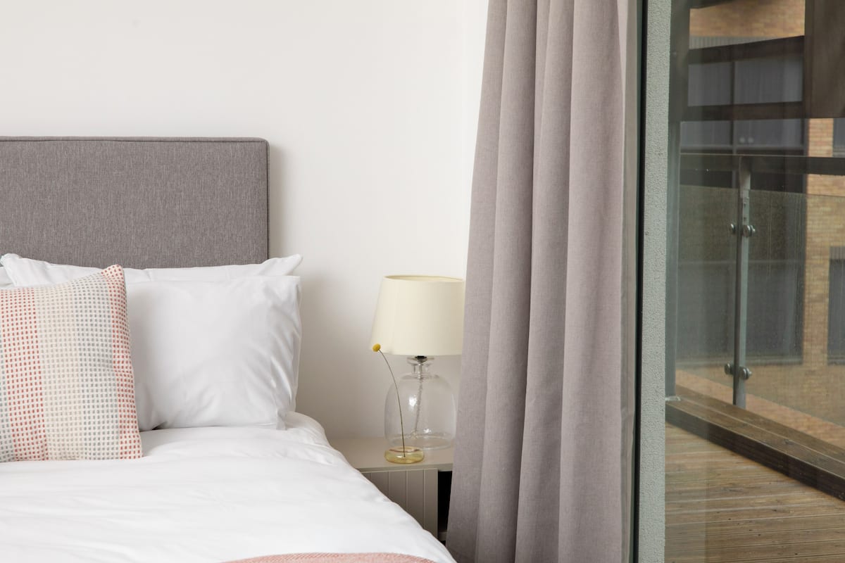 Deluxe appartement | 1 slaapkamer, individueel gemeubileerd, een strijkplank/strijkijzer