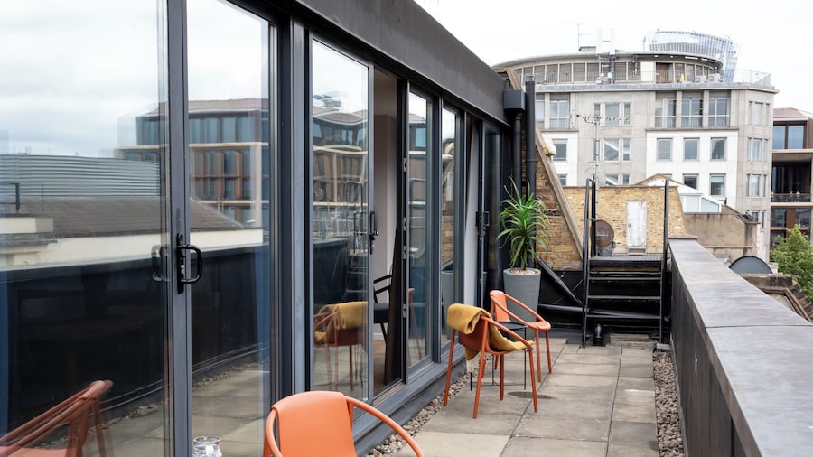 Bob W St Pauls London