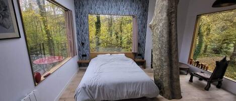 1 sovrum och sängkläder