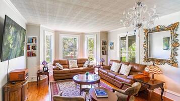 Televisie en een kantoor