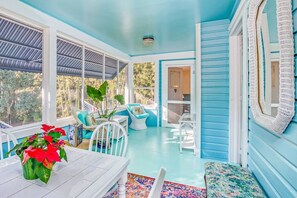 Outdoor dining - The Estate at Mount Dora (Mount Dora)