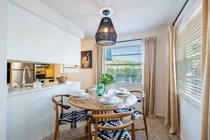 Uklassifisert bilde, 5 av 25, knapp