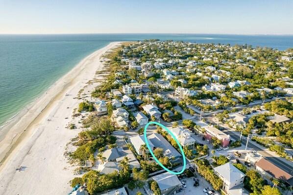 Unclassified image, 1 of 21, button