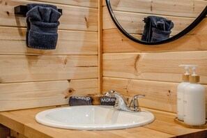 Shower, hair dryer, towels, soap - Cabin #5 @ Rock Creek Cabins! King Bed, Great Porch, Nice Views, Pet Friendly!  (Hot Springs National Park)