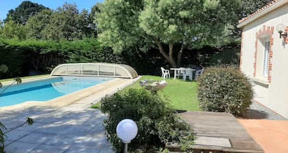 Villa de Caractère Entre mer et Bourg Les Moutiers en Retz - Code de Jade