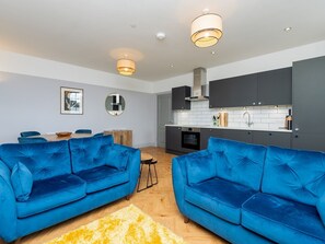 Smart TV - Stunning 2 bed retreat in the heart of Bath - Pass the Keys (Bath)