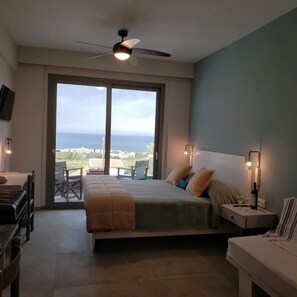 1 bedroom, iron/ironing board, WiFi, bed sheets - Romantic, Relaxing, Seaviews, Frendly (Anissaras Parodos Smyrnis)