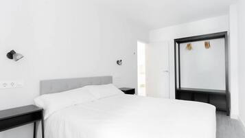 2 makuuhuonetta, vuodevaatteet