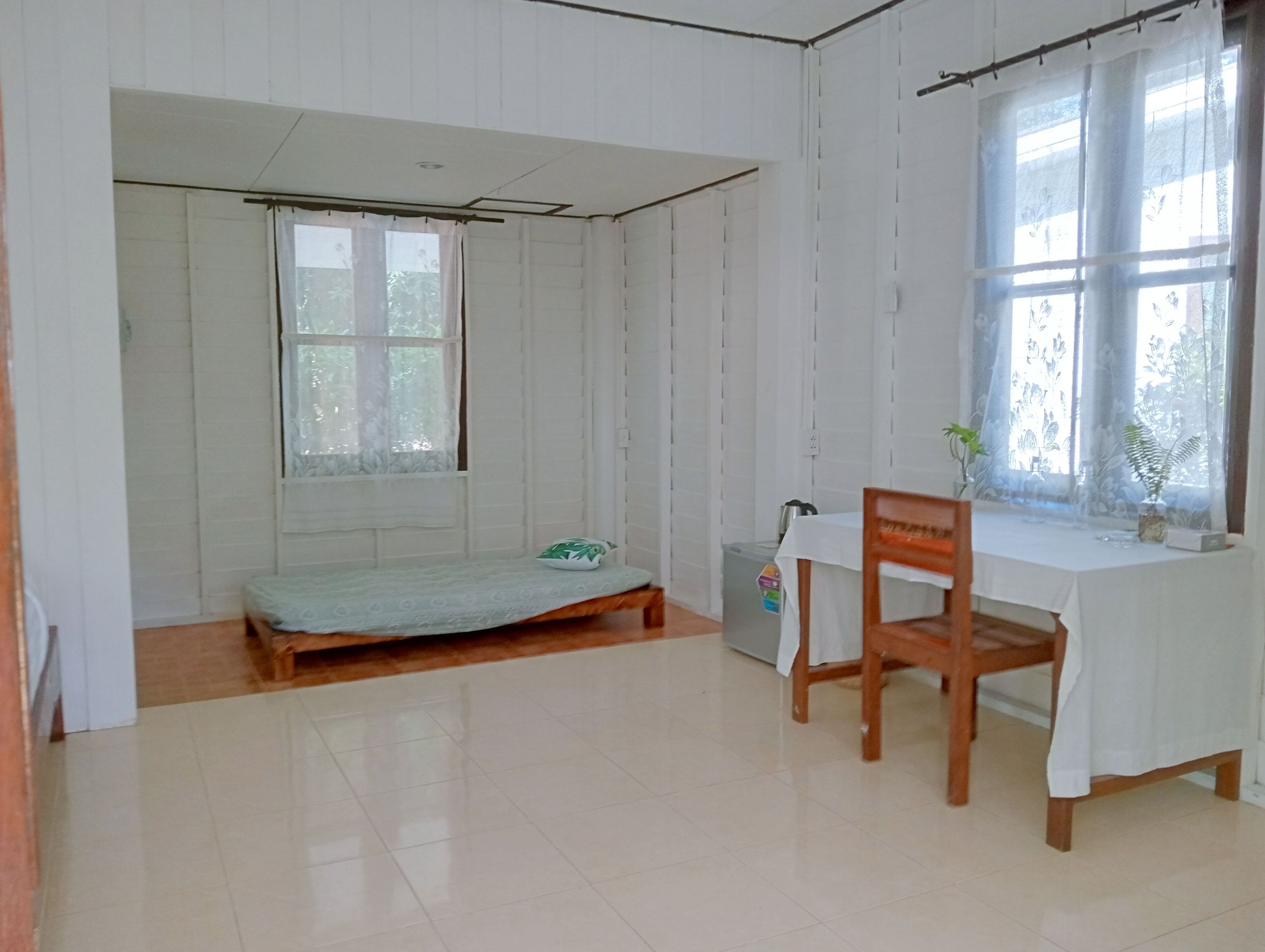 Chambre Triple Supérieure | Minibar, bureau, Wi-Fi gratuit, draps fournis