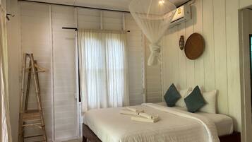 Chambre Triple Supérieure | Minibar, bureau, Wi-Fi gratuit, draps fournis