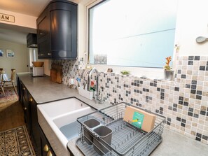 Oppvaskmaskin og kjøkkenutstyr