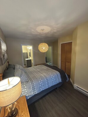 3 bedrooms, free WiFi, bed sheets - Chalet Pic-bois (Trois rives)