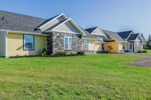 Exterior - Coastal PEI Suites Just Minutes from the North Shore (Breadalbane)