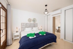 4 quartos, ferros/tábuas de passar roupa, Wi-Fi, roupa de cama