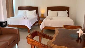 Suite Deluxe | Caja de seguridad en la habitación, insonorización y wifi gratis