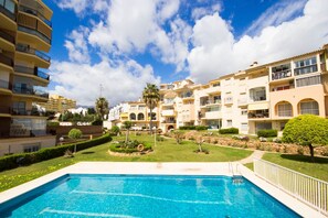 Pool - Erisa 1, 68 - Terrace, Swimming Pool, Parking, Second line of beach. 1 bedroom (Torremolinos)