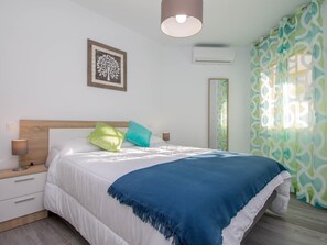 1 Schlafzimmer, Bügeleisen/Bügelbrett, Internetzugang, Bettwäsche