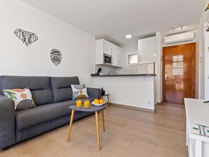 Living area - Vistamarina 211B - Terrace, Pool, Garage. 300m from the beach (Torremolinos)