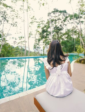 Outdoor pool - Celestial Hills - by The Clarks (Panwila)