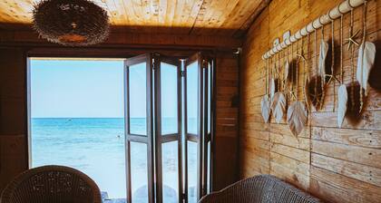 Habitación Frente al Manglar 2 Camas Individuales en Playa Blanca Isla Barú