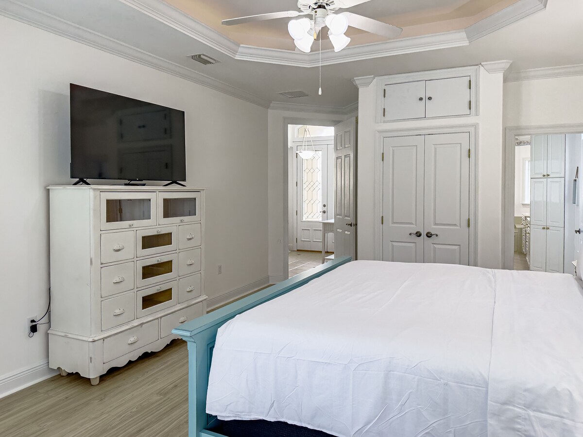 Photo 44 of Private Pool, Walk to Beach, Free Fun Package Sleeps 10 Pet Friendly
