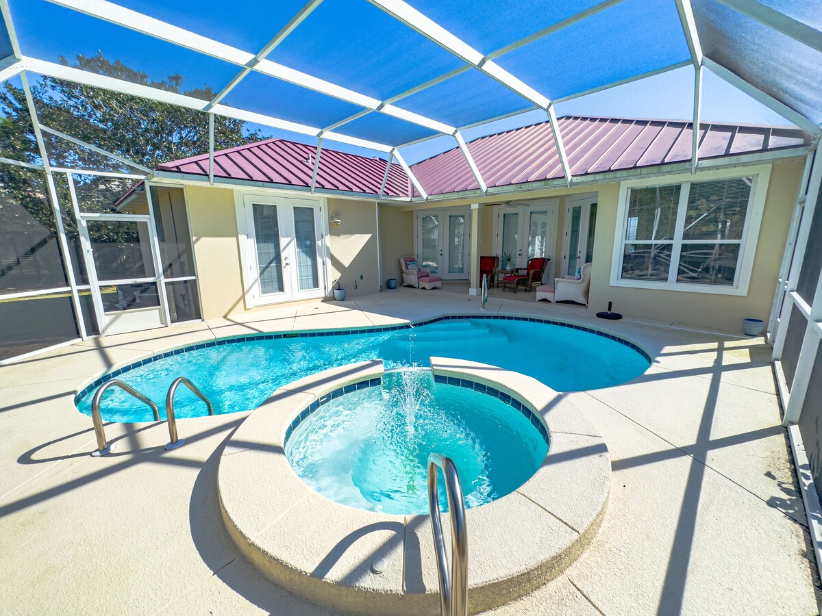 Photo 14 of Private Pool, Walk to Beach, Free Fun Package Sleeps 10 Pet Friendly