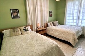 3 Schlafzimmer, Bügeleisen/Bügelbrett, Reisekinderbett, kostenloses WLAN