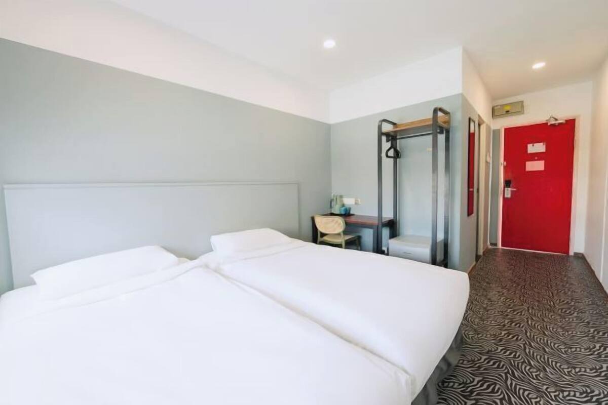 Coffres-forts dans les chambres, bureau
