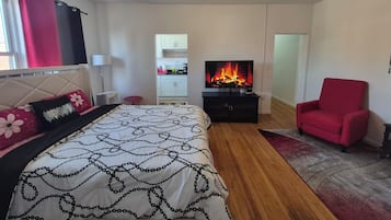 1 habitación, tabla de planchar con plancha, wifi y ropa de cama