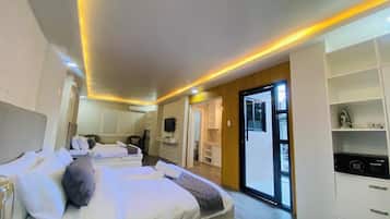 Family Room | 1 bedroom, premium bedding, down comforters, memory foam beds
