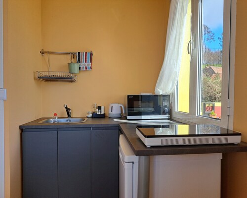 Double studio house, located in Faja da Ovelha close to Calheta's nature trails!