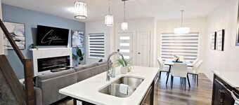 Three King Beds|Central A/C|Fireplace|Park|Disney+