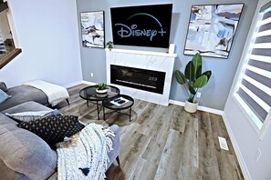 Smart-tv en een open haard