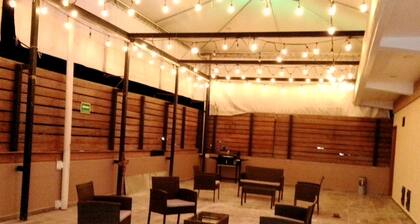 A09 Full Suite ‖ Mini Dept at Plaza Acequia A09