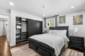 3 habitaciones, tabla de planchar con plancha y wifi gratis 