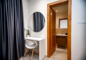Standard-Apartment | Badezimmer