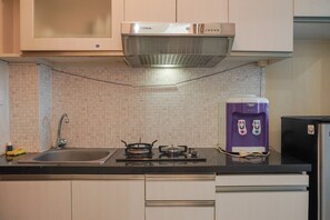 Studio | Private kitchen | Full-sized fridge, stovetop - Good Deal And Cozy Stay Studio Room Tifolia Apartment (Jakarta)