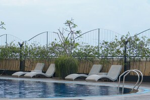 Kolam renang terbuka 