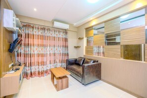 Apartment | Living area - Simply Look 2Br At Bogor Valley Apartment (Bogor)