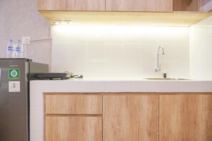 สตูดิโอ | ครัวส่วนตัว | ตู้เย็นขนาดใหญ่, เตาประกอบอาหาร