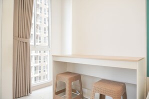Interior - Fully Furnished Studio At 11Th Floor Tokyo Riverside Pik 2 Apartment (Teluknaga)