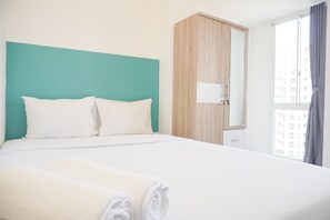 Studio | Free WiFi - Modern And Homey Studio Tokyo Riverside Pik 2 Apartment (Teluknaga)